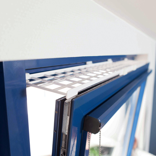 Trixie Schutzgitter für Fenster, ausziehbar – Bild 6